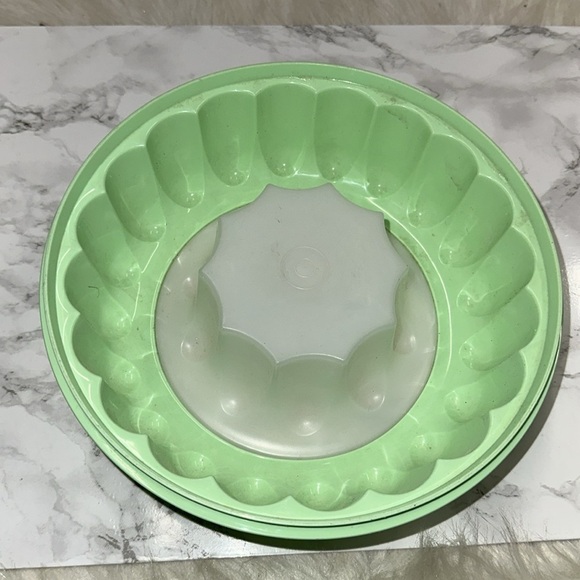 Vintage Green Jello Mold - Picture 3 of 4